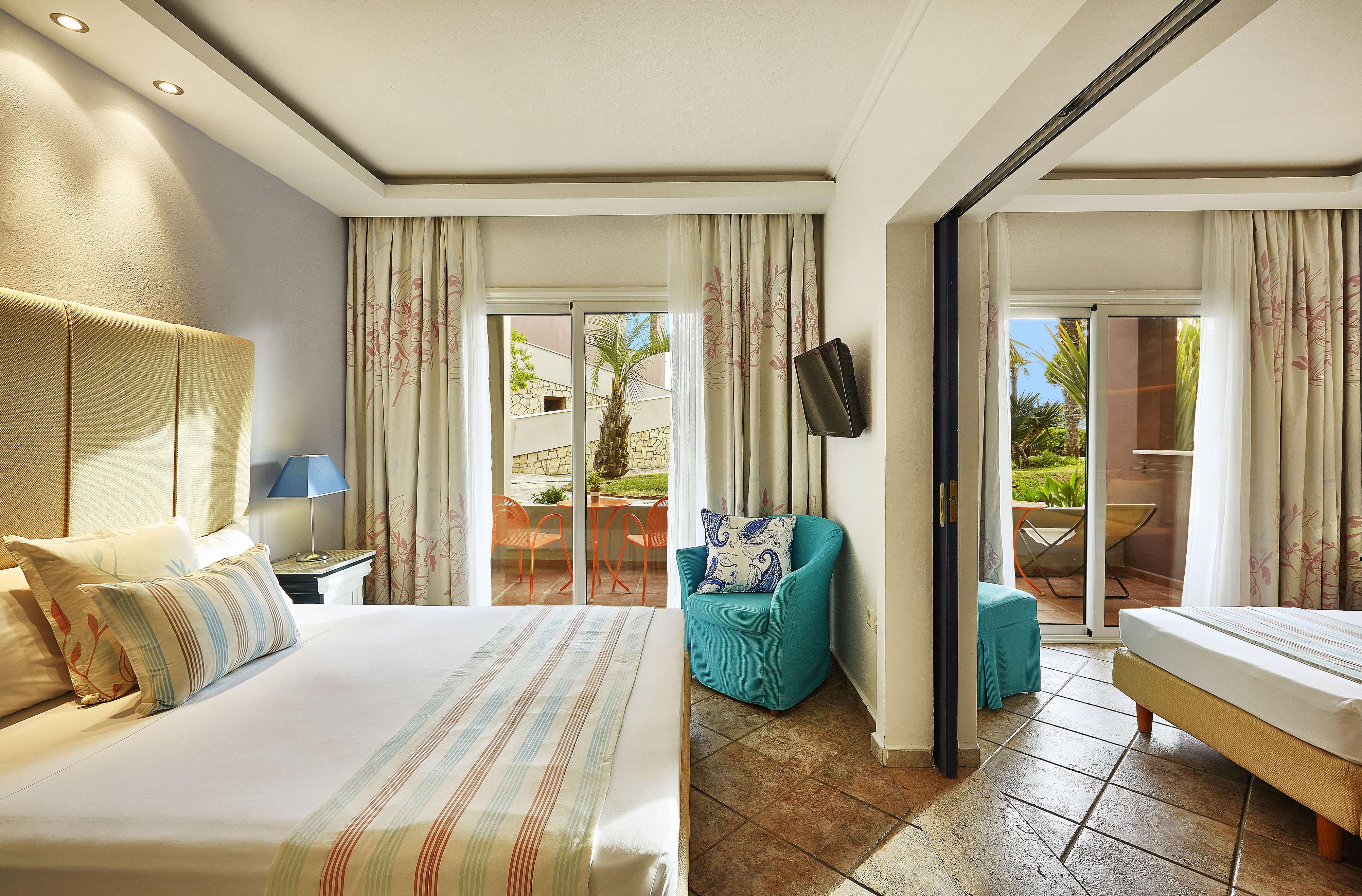 Ilio Mare Resort 5*